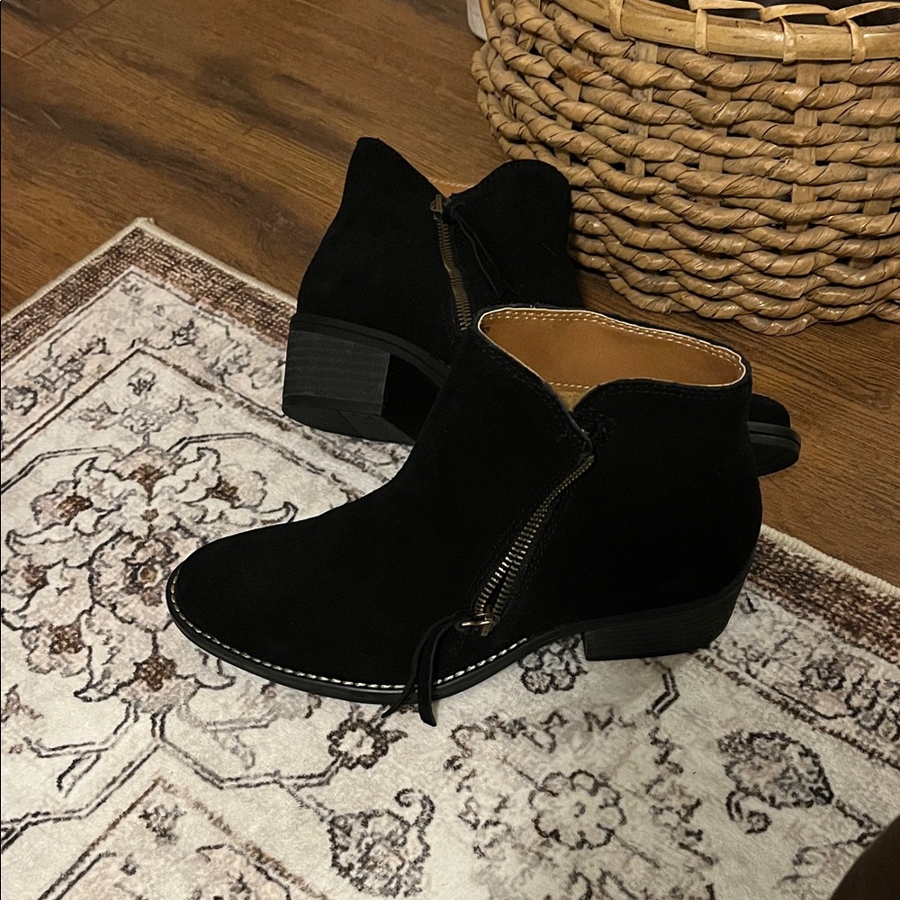 Black Ankle Boots new size 6.5